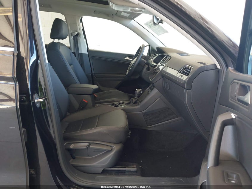 AtlanticExpress - Volkswagen Tiguan