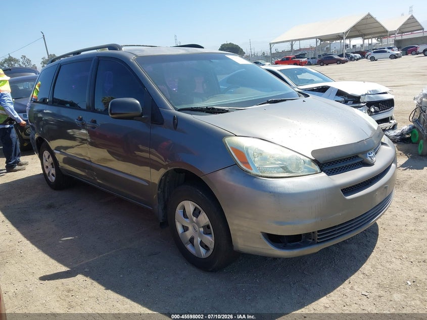2004 Toyota Sienna