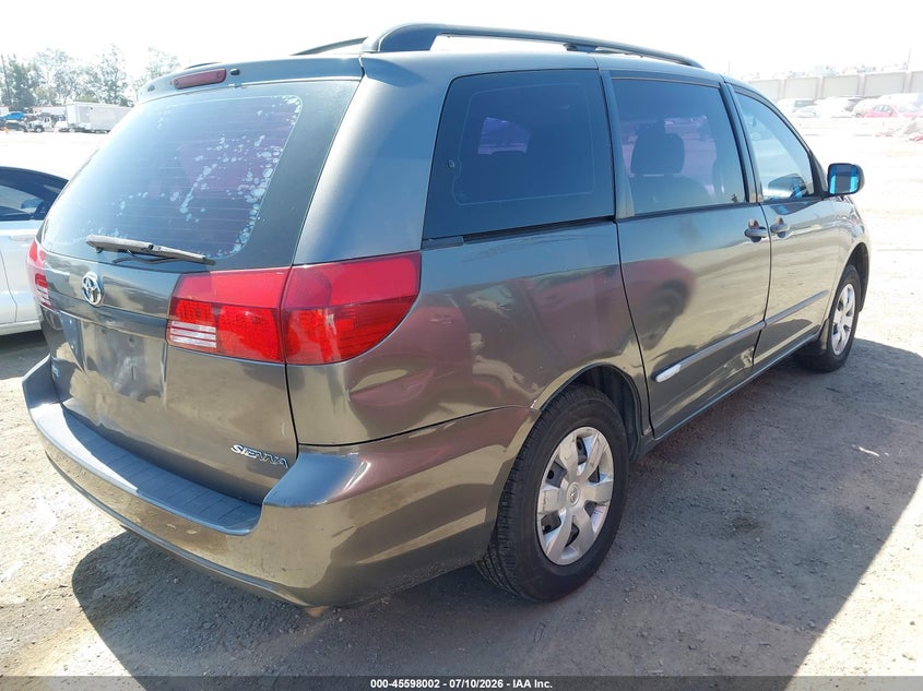 2004 TOYOTA SIENNA auction photo 4