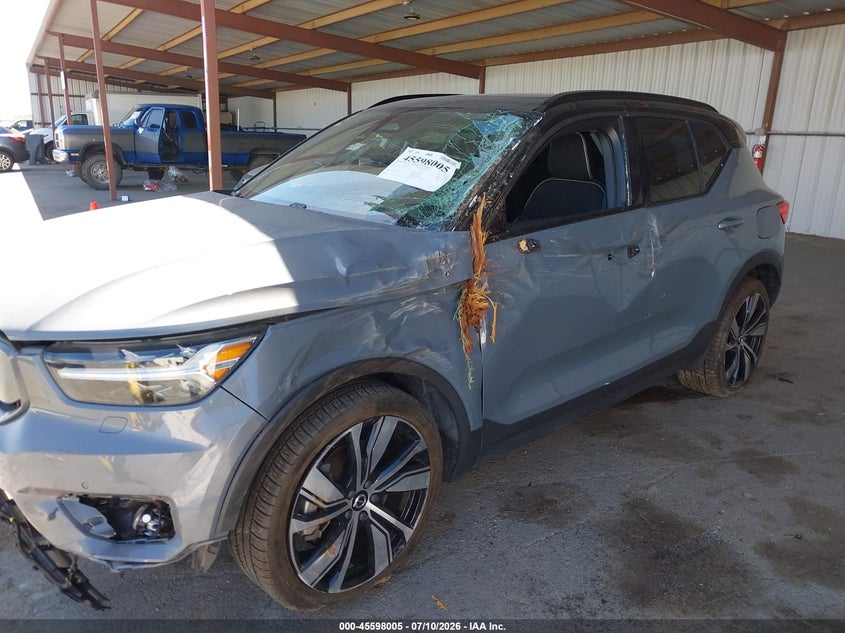 2021 VOLVO XC40 RECHARGE PURE ELECTRIC auction photo 6