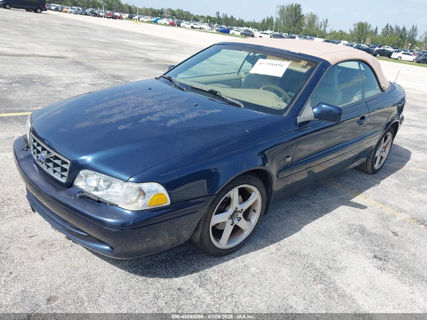 2004 VOLVO C70 auction photo 2