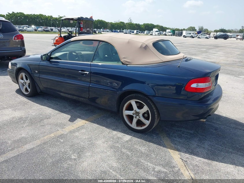 2004 VOLVO C70 auction photo 3
