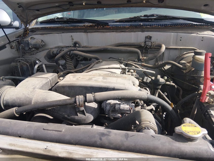 2002 Toyota Sequoia Sr5 V8 VIN: 5TDZT34A32S132950 Lot: 45598119