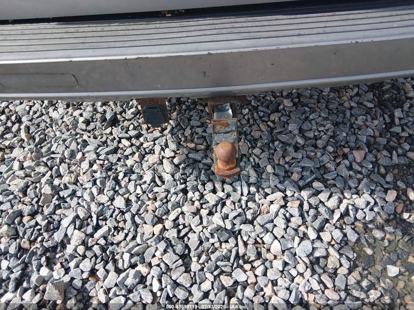 2002 Toyota Sequoia Sr5 V8 VIN: 5TDZT34A32S132950 Lot: 45598119