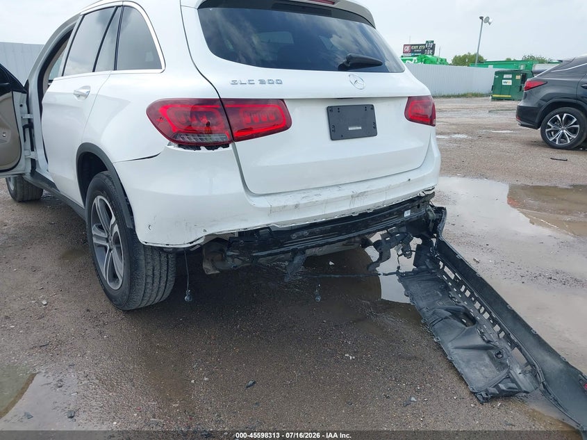 2021 MERCEDES-BENZ GLC 300 auction photo 6