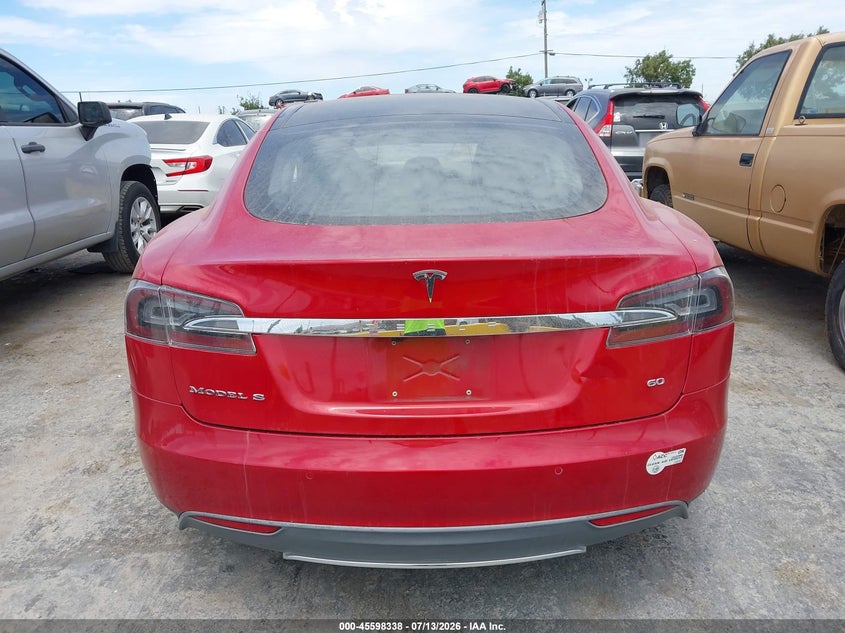 2014 Tesla Model S VIN: 5YJSA1S12EFP60697 Lot: 45598338