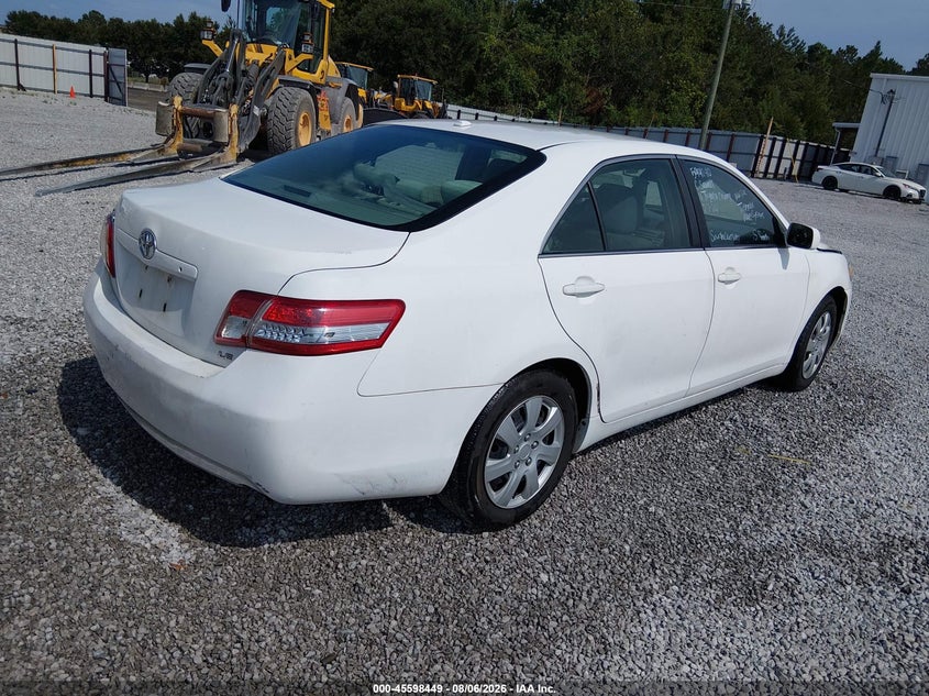 2011 TOYOTA CAMRY auction photo 4