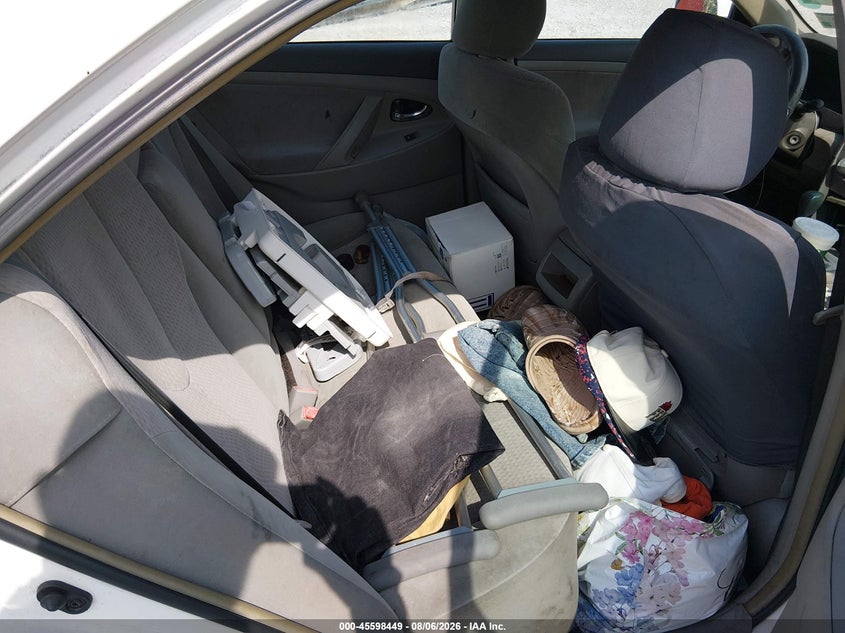 2011 TOYOTA CAMRY auction photo 8