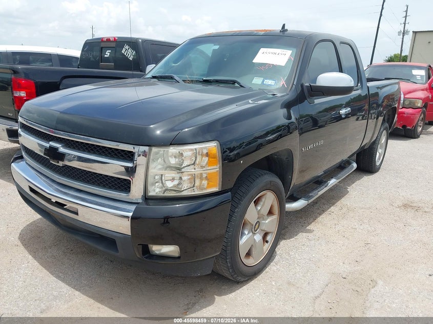 2011 CHEVROLET SILVERADO 1500 auction photo 2