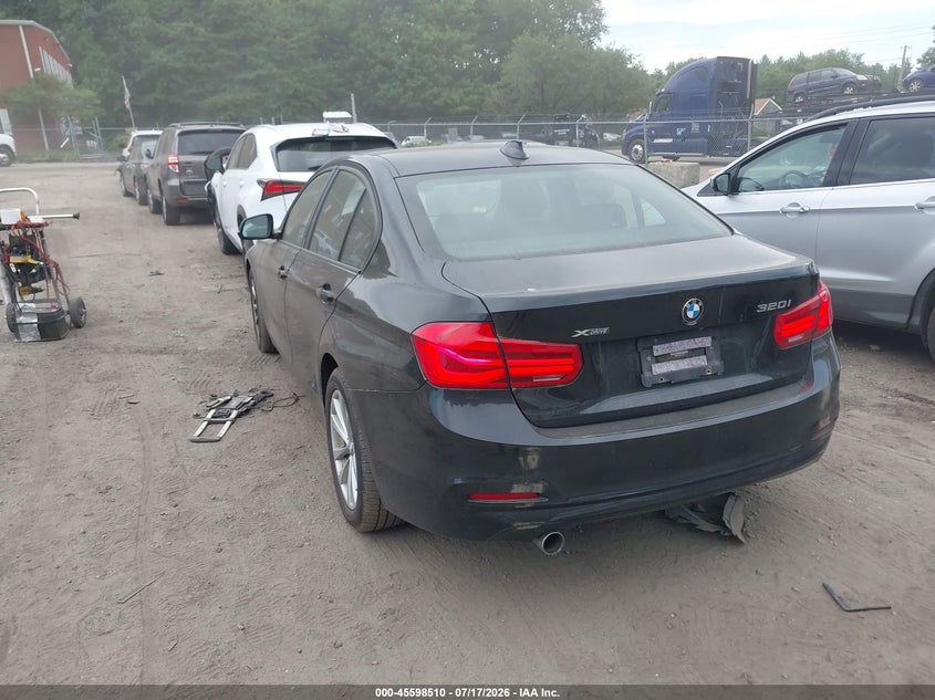 Vin: wba8a3c56ja494754, lot: 46096932, bmw 320i xdrive 20183