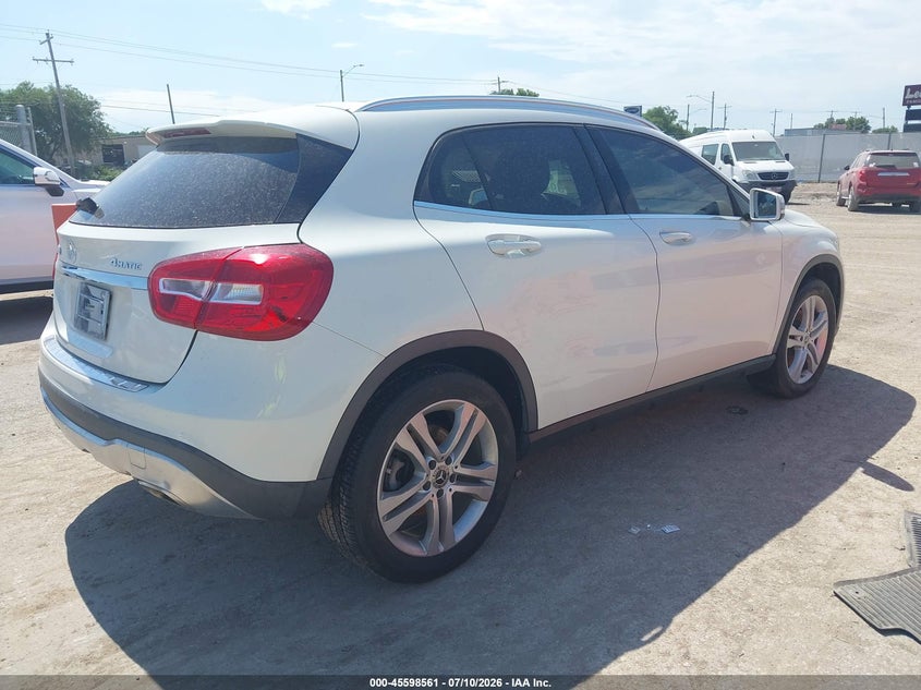 2018 MERCEDES-BENZ GLA 250 auction photo 4