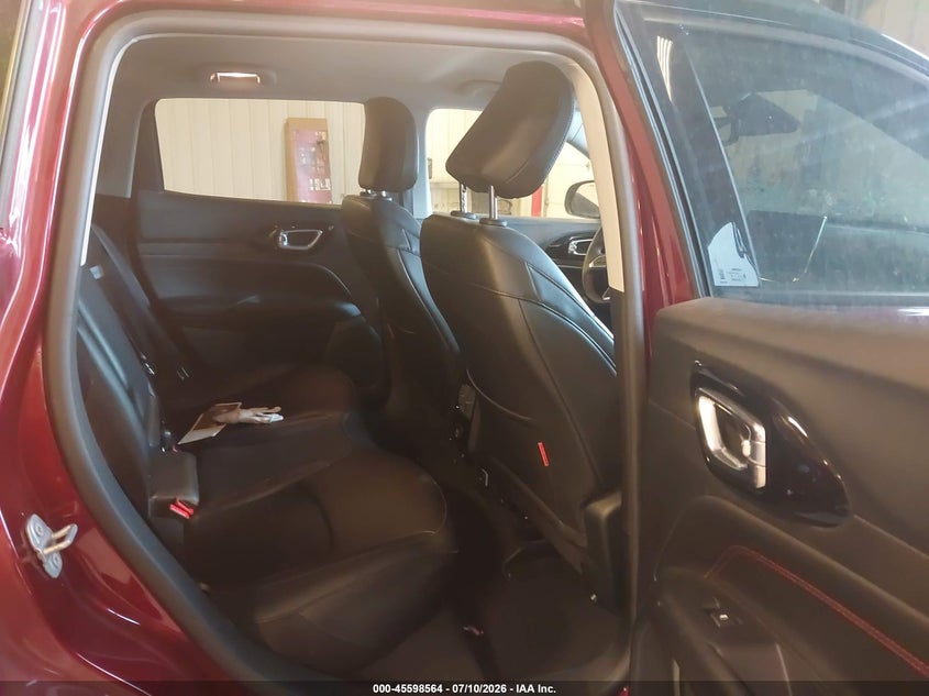2022 JEEP COMPASS auction photo 8
