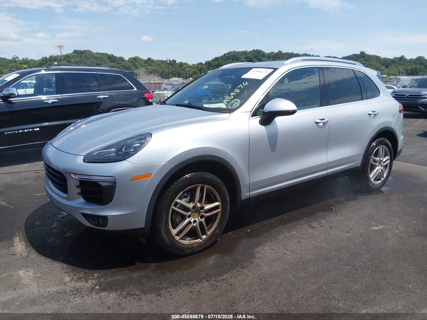 2015 PORSCHE CAYENNE auction photo 2