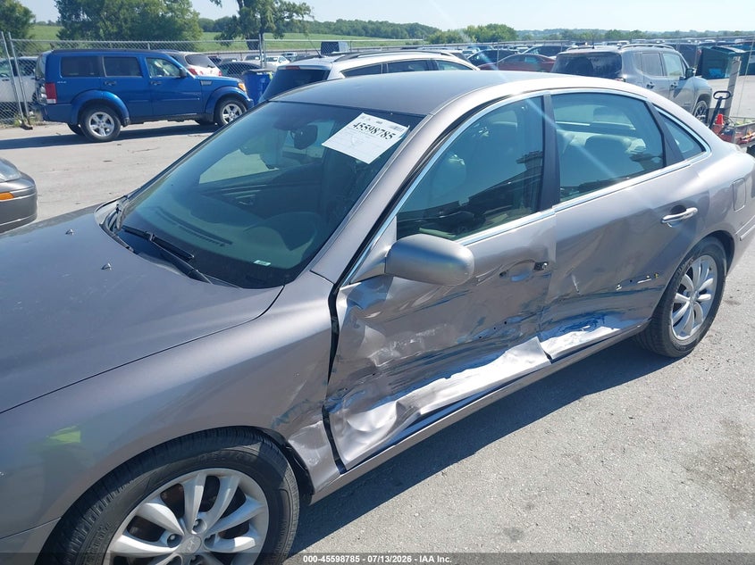 2006 Hyundai Azera Limited/Se VIN: KMHFC46F96A060393 Lot: 45598785