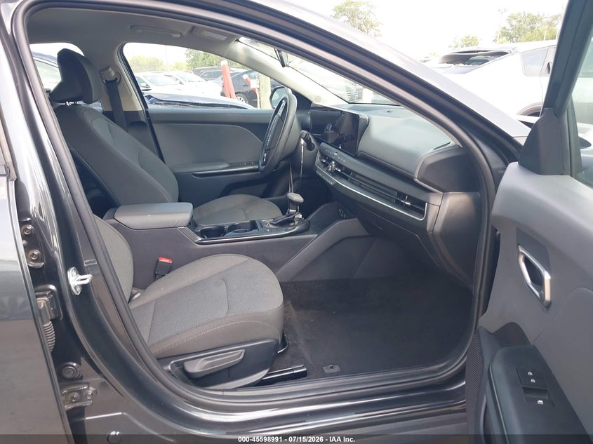 2025 Kia K4 Lxs VIN: 3KPFT4DE9SE103846 Lot: 45598991