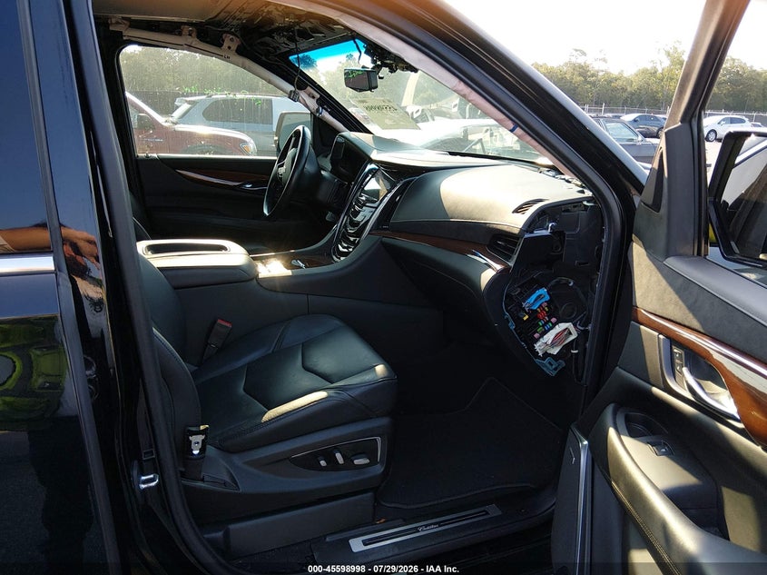 2019 CADILLAC ESCALADE auction photo 5