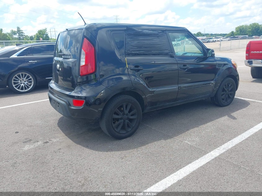 2013 KIA SOUL auction photo 4