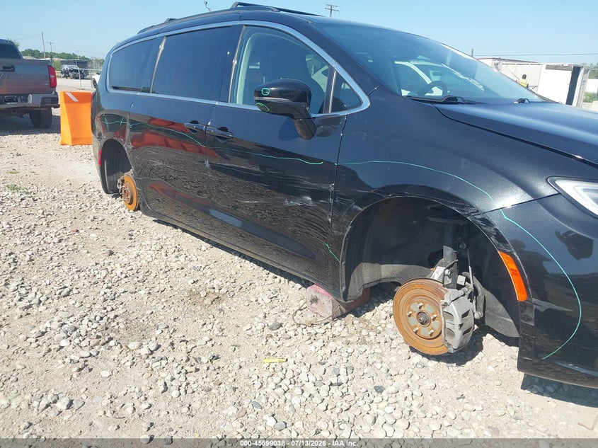 2022 Chrysler Pacifica Touring L VIN: 2C4RC1BG4NR117107 Lot: 45599038