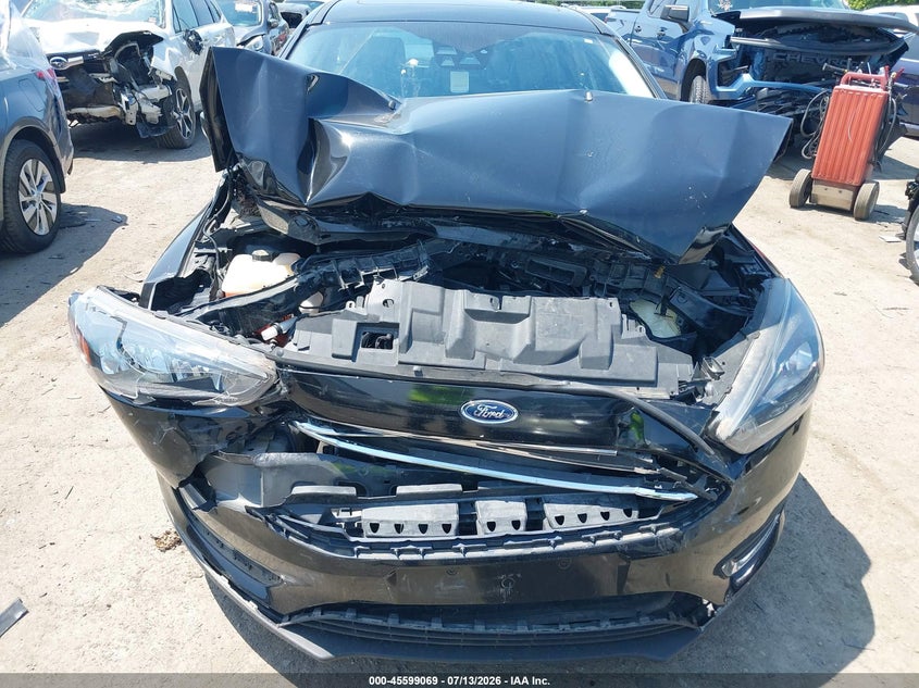 FORD FOCUS 2017 VIN 1FADP3N22HL324821