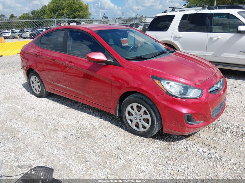 2013 HYUNDAI ACCENT GLS