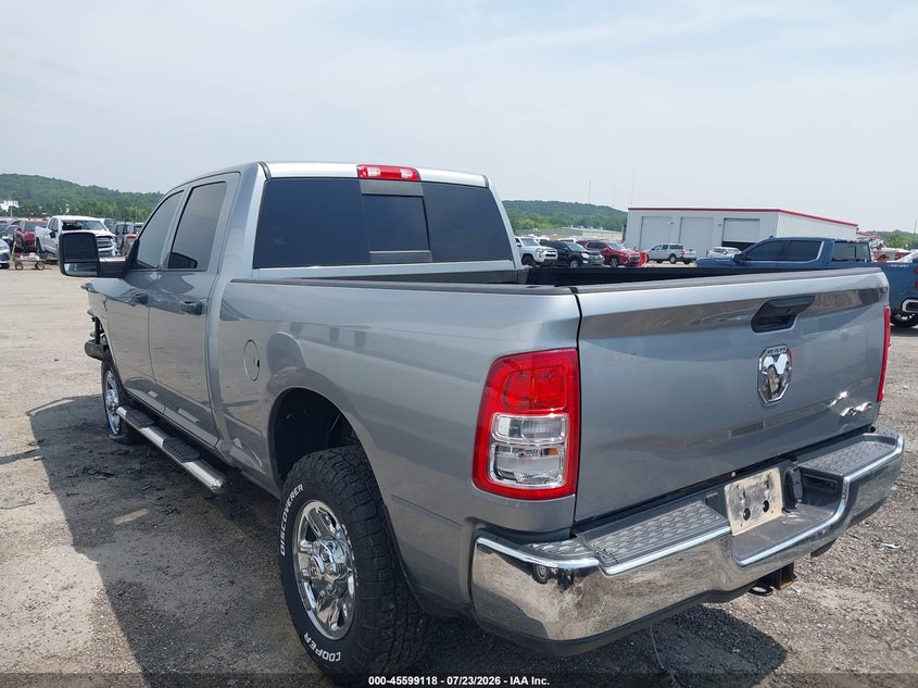 Vin: 3c6ur5cl7pg617743, lot: 46097539, ram 2500 tradesman  4x4 6'4 box 20233