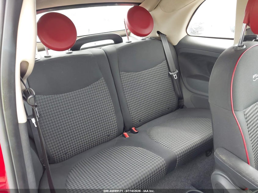 2017 FIAT 500C auction photo 8