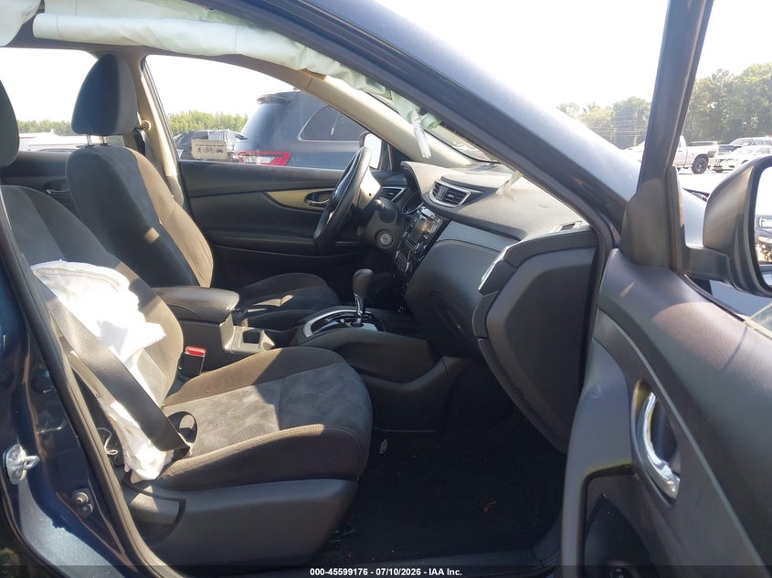 2015 NISSAN ROGUE auction photo 5