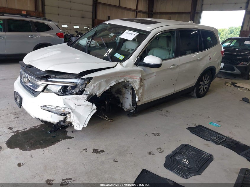 2019 Honda Pilot, Left Front, IAAI, VIN 5FNYF6H53KB063389 — photo 2