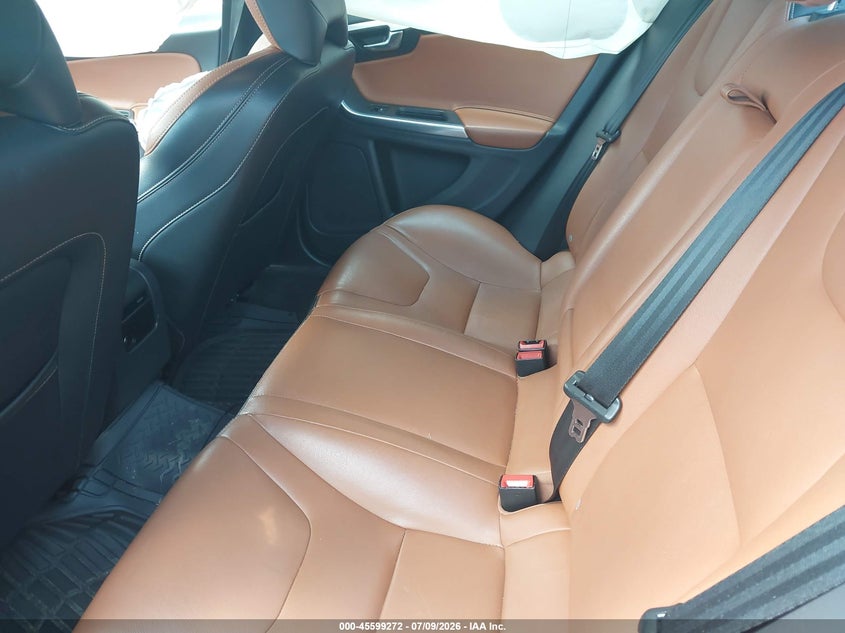 2016 Volvo S60 T6 Drive-E VIN: YV149MFK7G2390286 Lot: 45599272