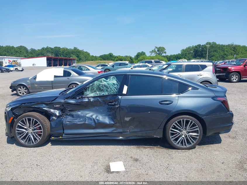 CADILLAC CT5 - zdjęcie 14