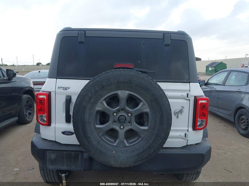 2023 Ford Bronco Big Bend/Black Diamond/Outer Banks VIN: 1FMDE5AP6PLB69942 Lot: 45599357