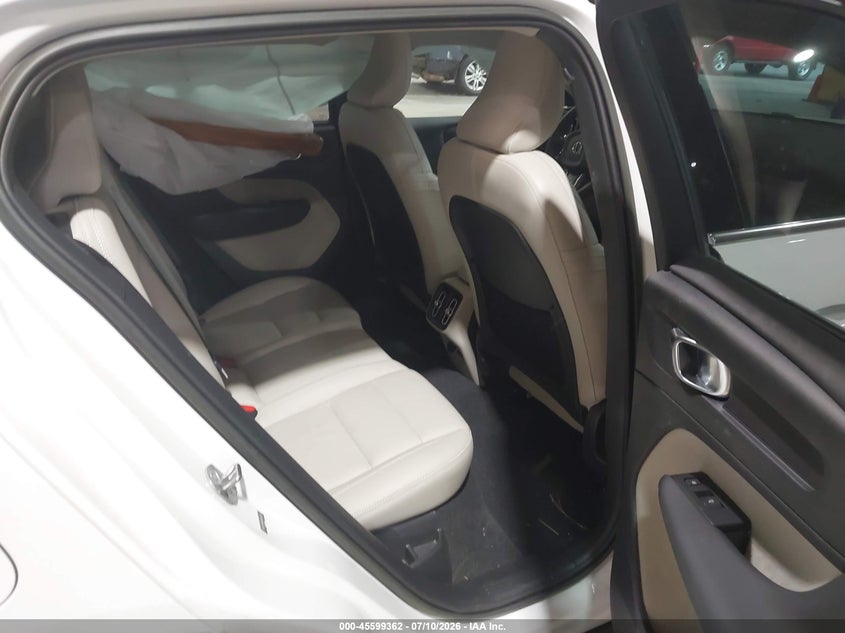 2023 Volvo Xc40 B5 Plus Bright Theme VIN: YV4L12UN9P2932222 Lot: 45599362