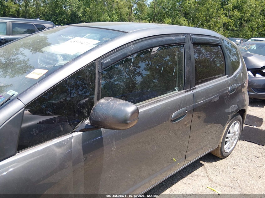 HONDA FIT 2013 VIN JHMGE8H37DC000853