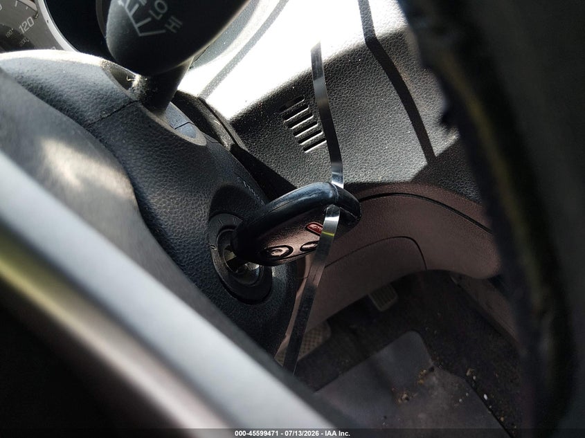 HONDA FIT 2013 VIN JHMGE8H37DC000853
