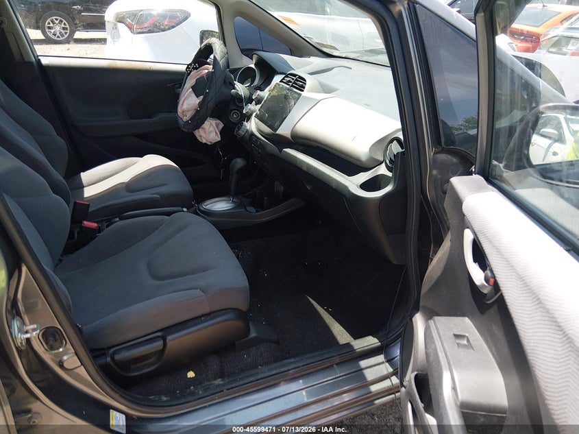 HONDA FIT 2013 VIN JHMGE8H37DC000853