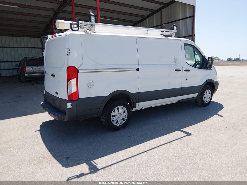 2016 FORD TRANSIT-250 auction photo 4