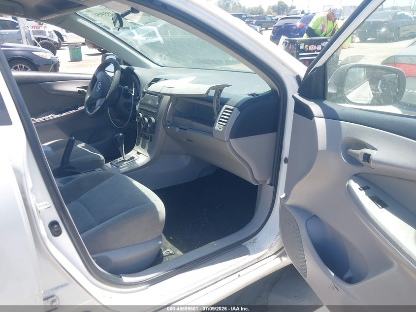 2011 TOYOTA COROLLA auction photo 5