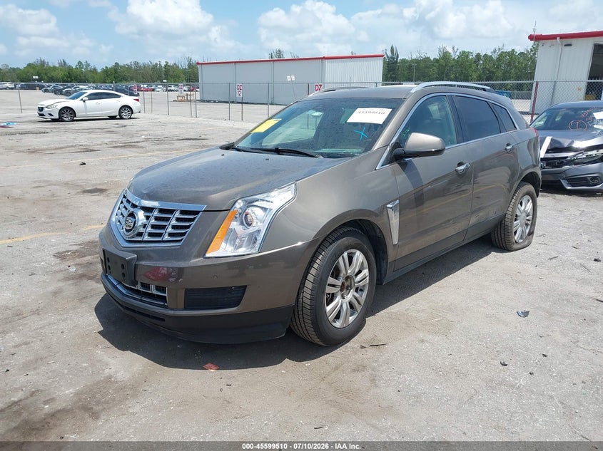 2014 Cadillac SRX, Left & Right Side, IAAI, VIN 3GYFNEE3XES675876 — photo 2