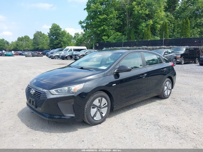 KMHC65LC1JU076282 2018 Hyundai Ioniq Hybrid Blue photo 1