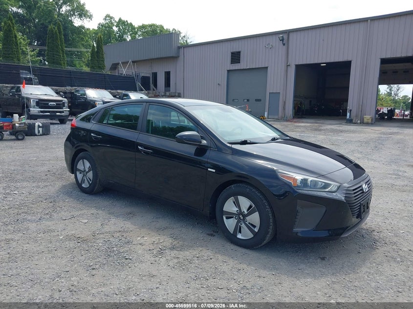 2018 HYUNDAI IONIQ HYBRID BLUE — Photo gallery