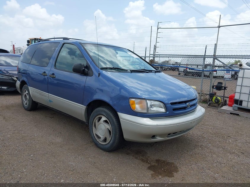 2000 TOYOTA SIENNA XLE