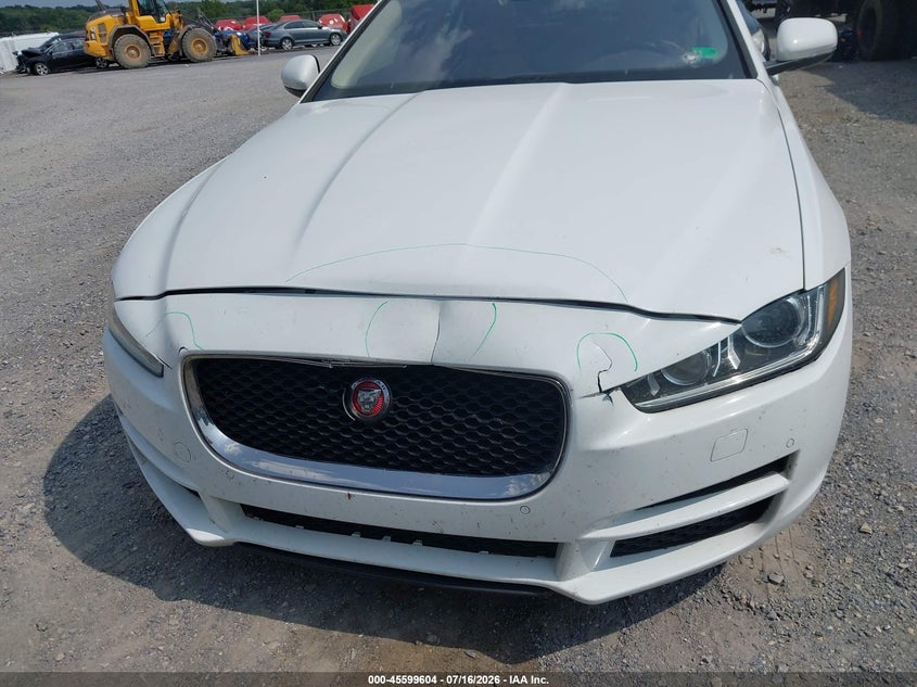 2017 Jaguar Xe 25T Prestige VIN: SAJAE4BG2HA967076 Lot: 45599604
