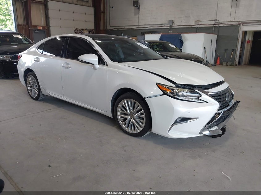 2016 LEXUS ES 350 — Photo gallery