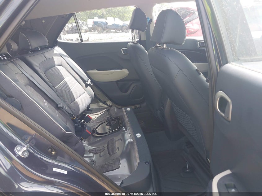 2026 Hyundai Venue Sel W/Two-Tone Roof VIN: KMHRC8A3XTU465612 Lot: 45599618
