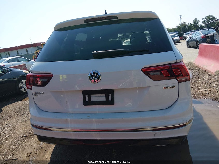 2019 VOLKSWAGEN TIGUAN 2.0T SE/2.0T SEL/2.0T SEL R-LINE/2.0T SEL R-LINE BLACK — Photo 17