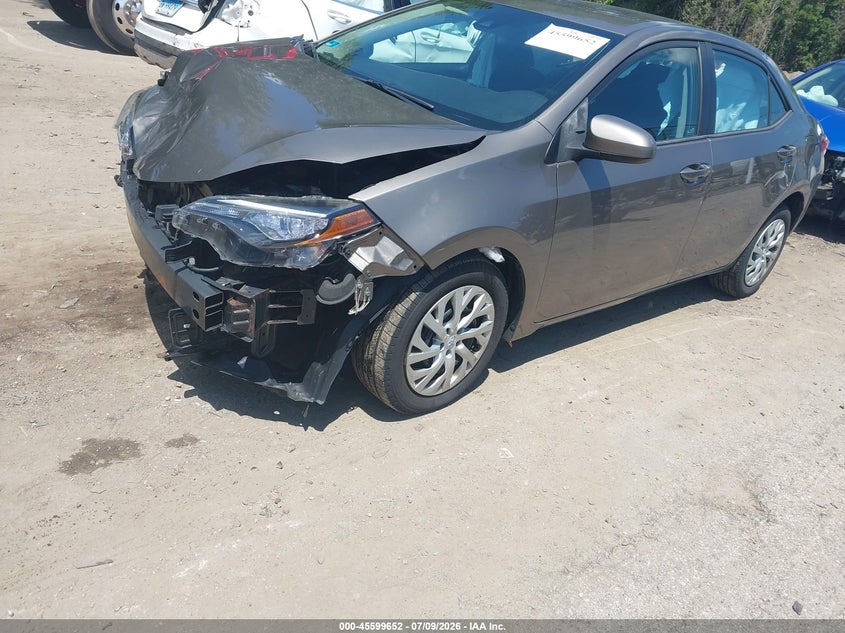 2017 TOYOTA COROLLA auction photo 2