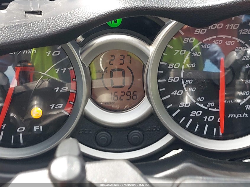 2020 Suzuki Gsx1300 Ra VIN: JS1GX72B3L7100343 Lot: 45599680