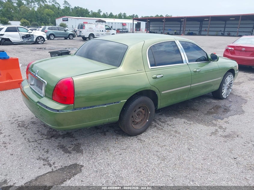 2003 LINCOLN TOWN CAR auction photo 4
