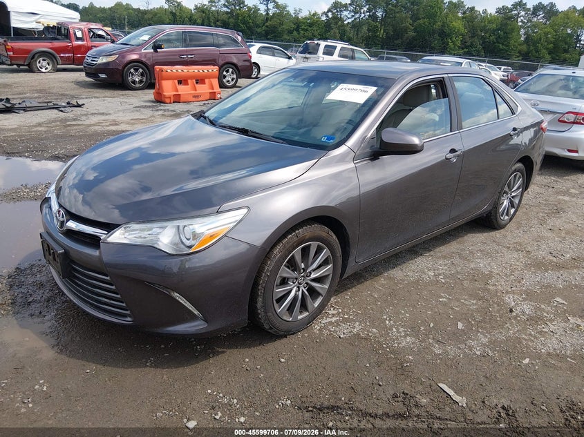 2016 TOYOTA CAMRY auction photo 2