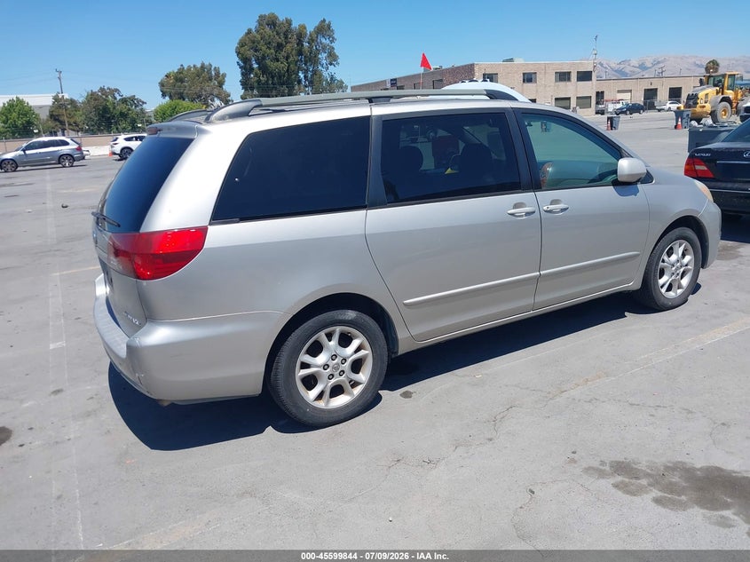AtlanticExpress - Toyota Sienna